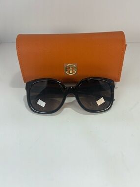 Tory Burch Orange Saffiano Sunglasses Case with Black Sunglasses